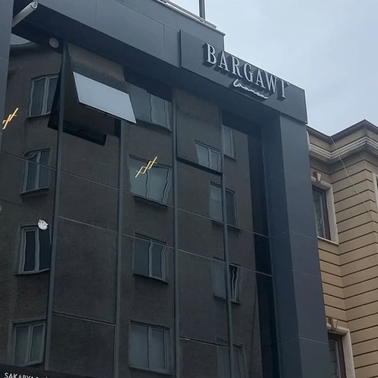 Bargawi Laurens görseli
