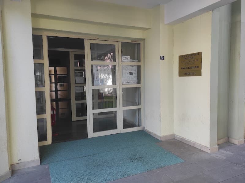 Gaziantep universitesi sosyal bilimler enstitüsü görseli