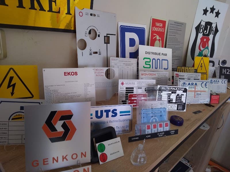 MAD REKLAM ETİKET görseli